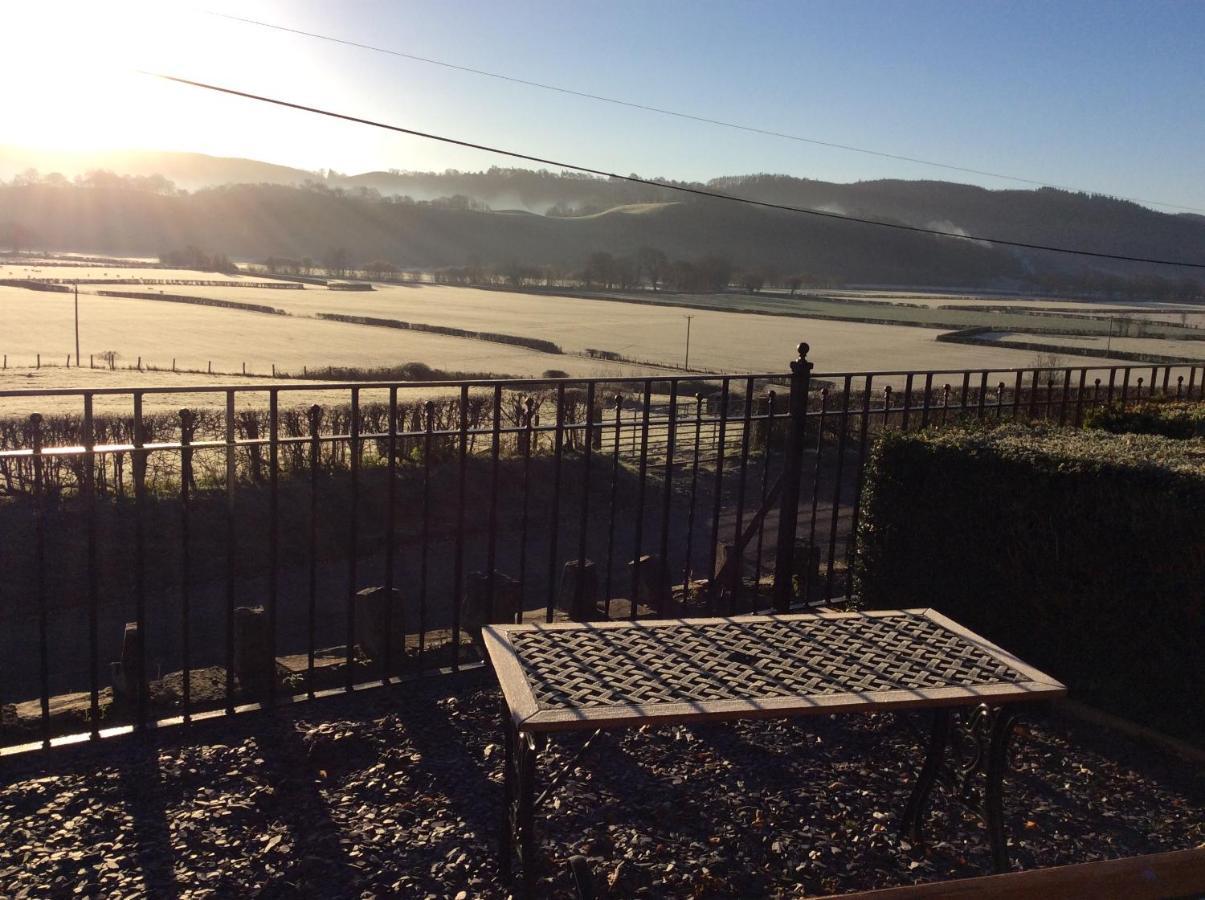 Tan Y Graig Bed & Breakfast Meifod Exterior foto